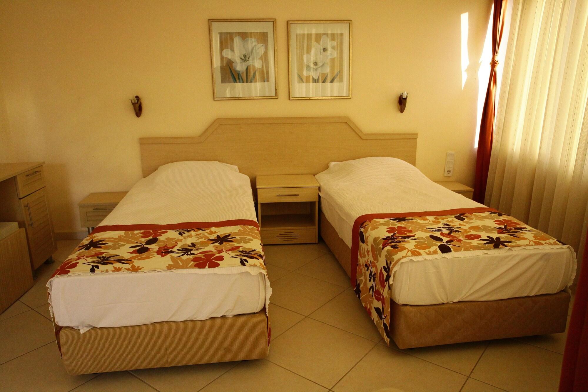 Malhun Hotel 费特希耶 外观 照片